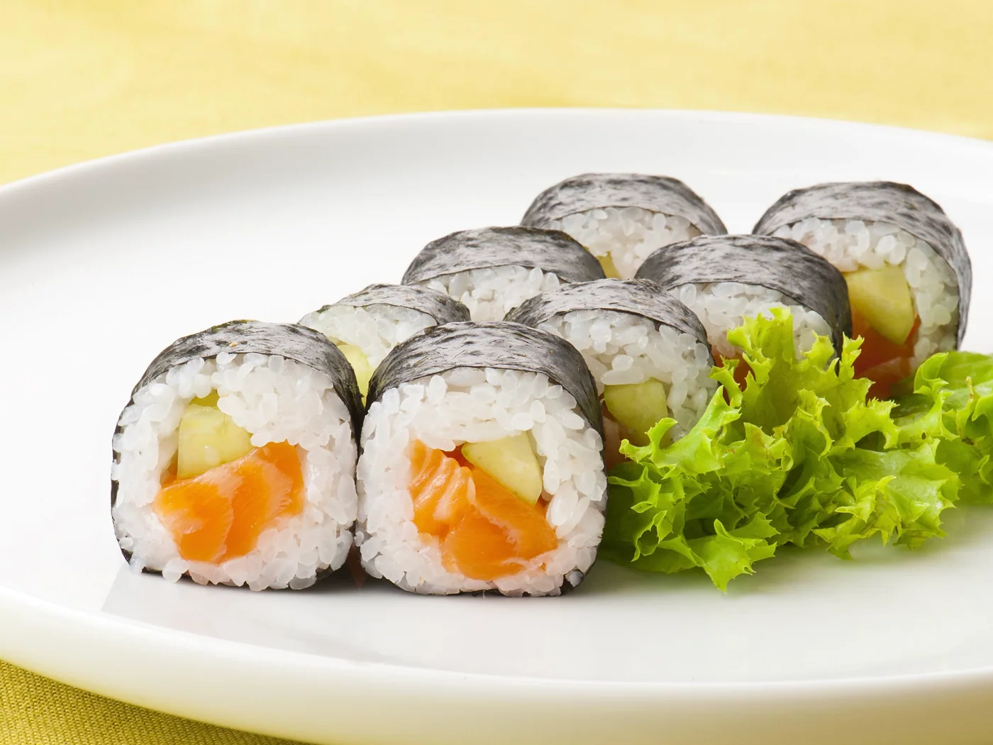 Makizushi (Maki Roll) prepared recipe